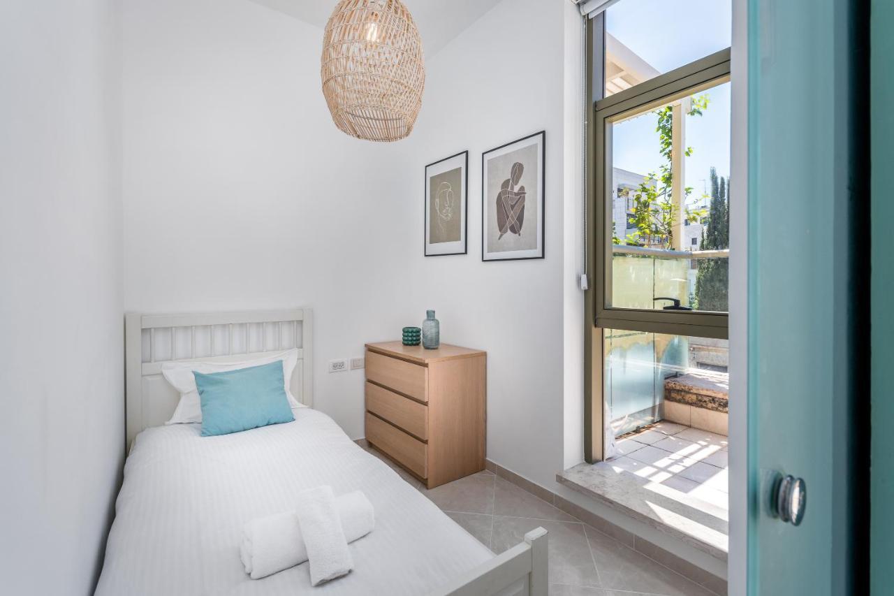 Superbe Apt Avec Terrasse Tres Proche De La Mer ! เทลอาวีฟ ภายนอก รูปภาพ